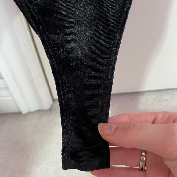 Lace Body Suit - Picture 2 of 3